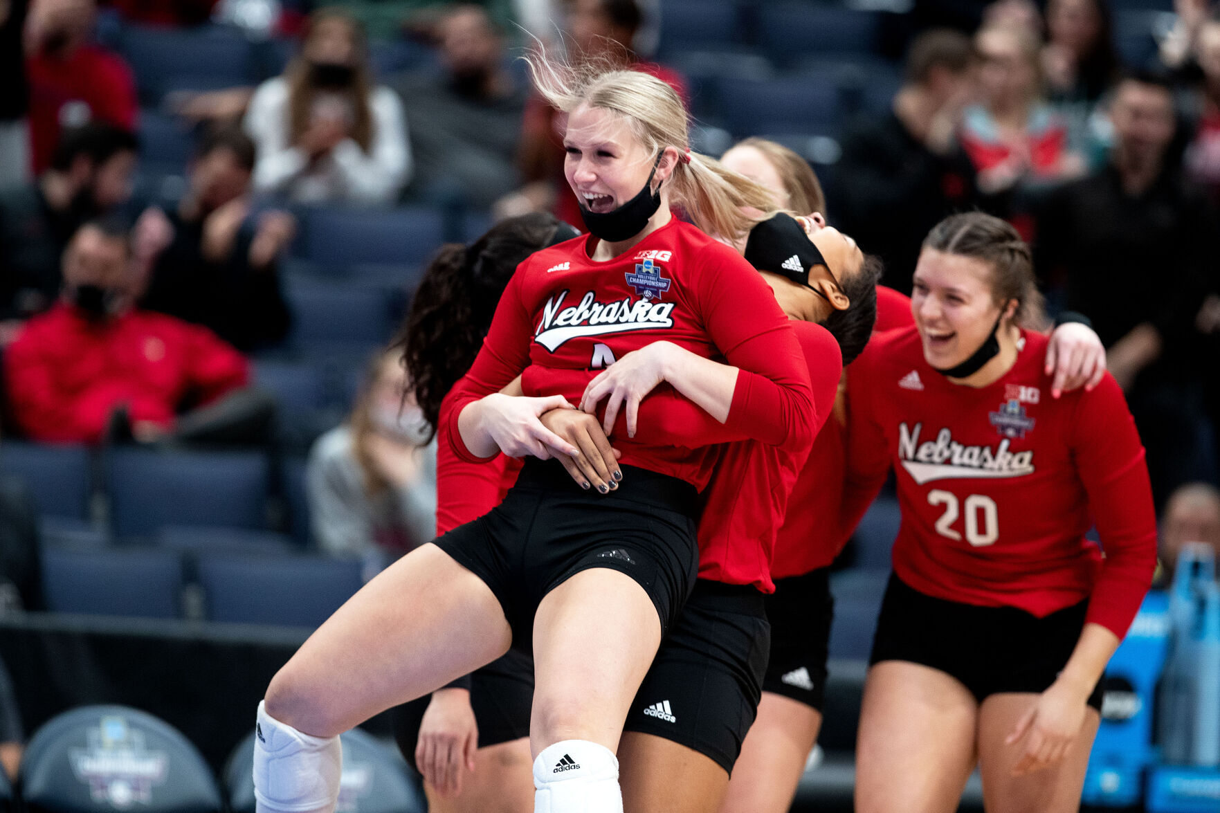 121721-owh-spo-nuvolley-em33.jpg